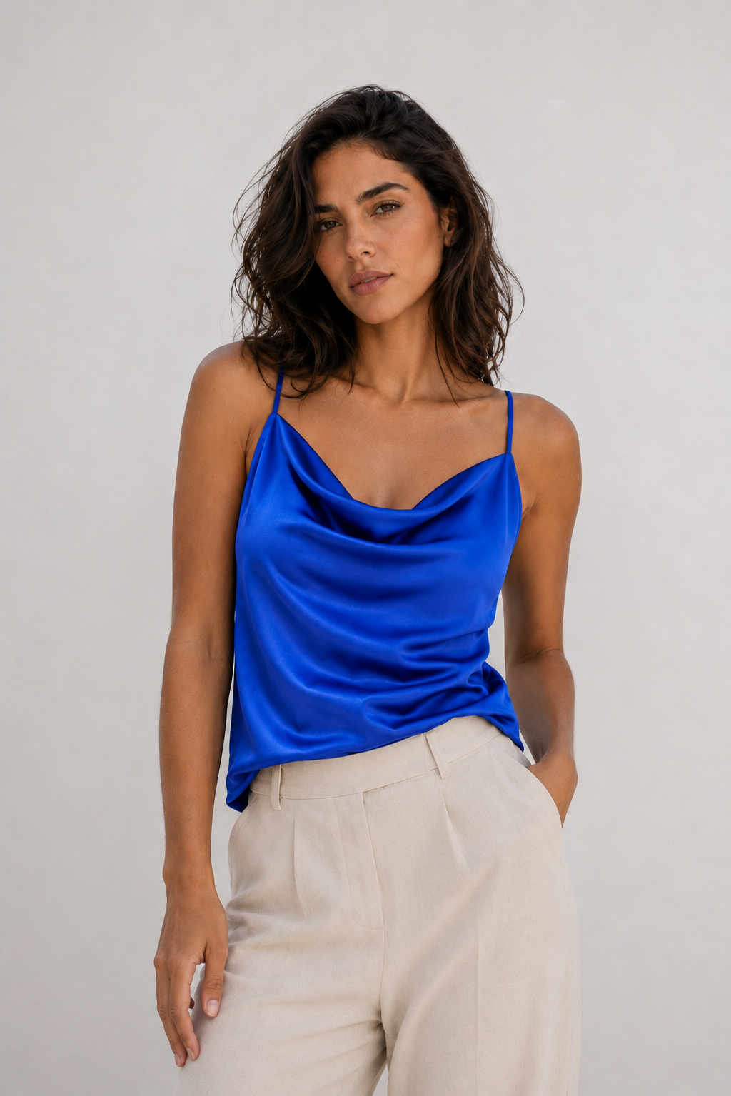 Top Capri Satin azul - modelo 1 VRS