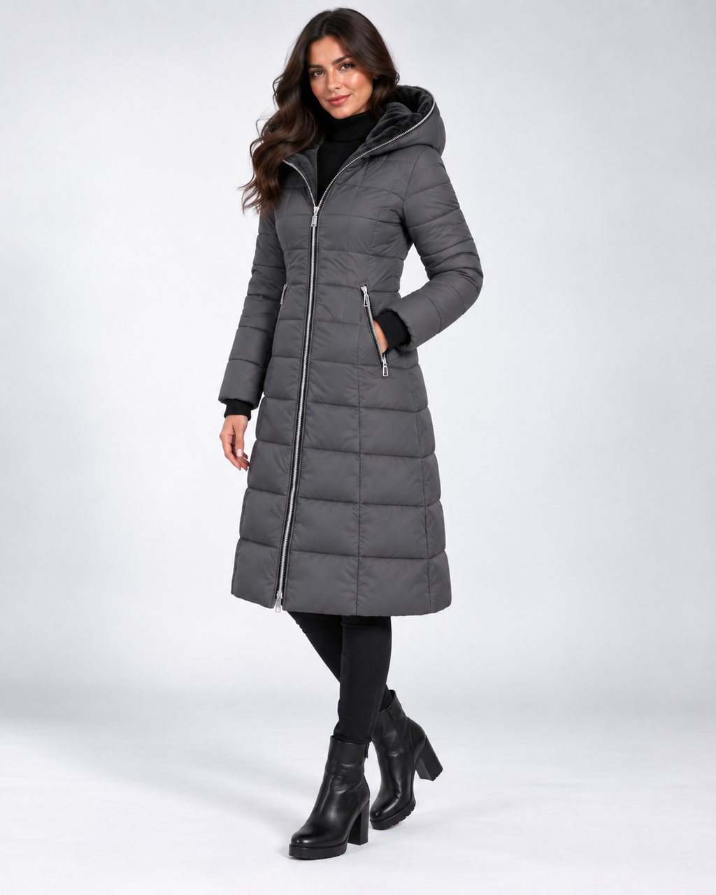 Abrigo Verona Long Puffer gris con modelo, 45 grados