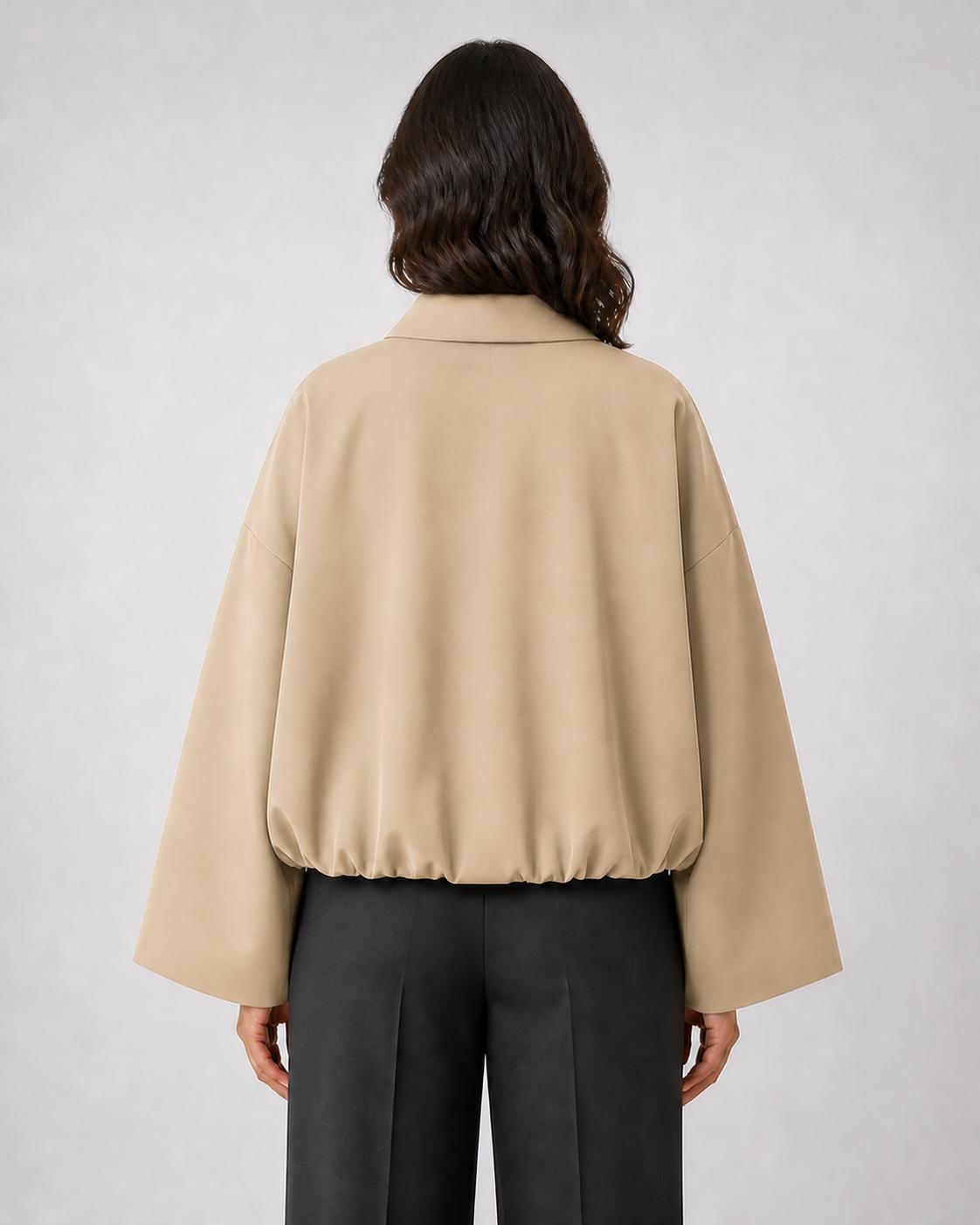 Chaqueta Bomber de Corte Amplio · beige · modelo de espalda