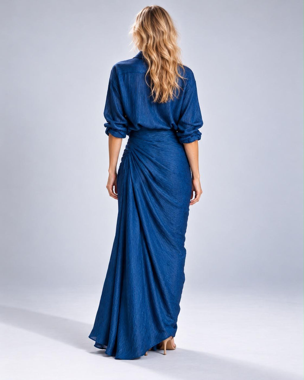 Conjunto Riviera Satinado azul - vista trasera