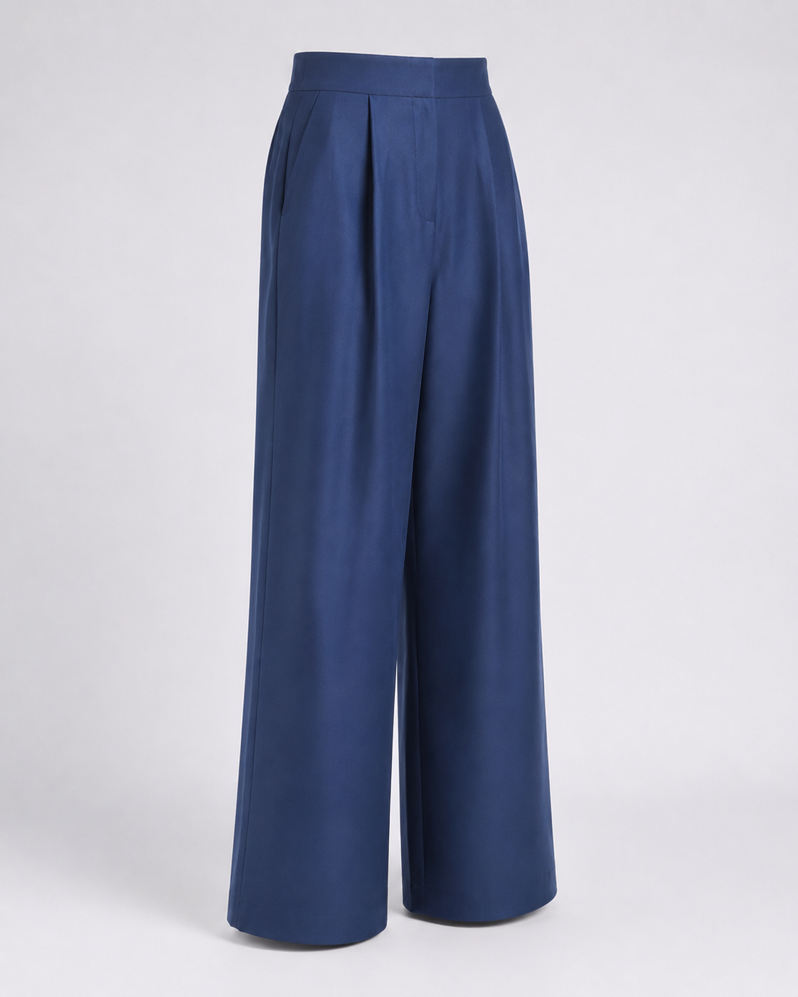 Pantalón amplio de pinzas azul, prenda vista 45 grados — VRS STYLE