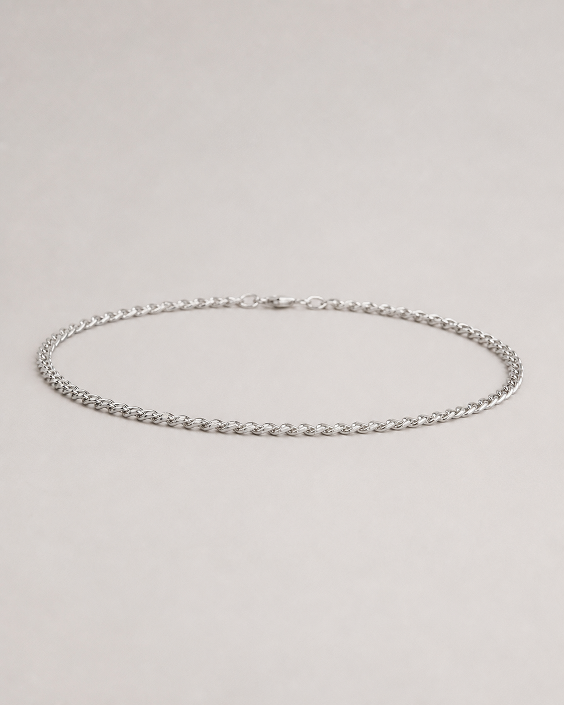 Pulsera de Cadena Fina Plateada VRS STYLE — producto