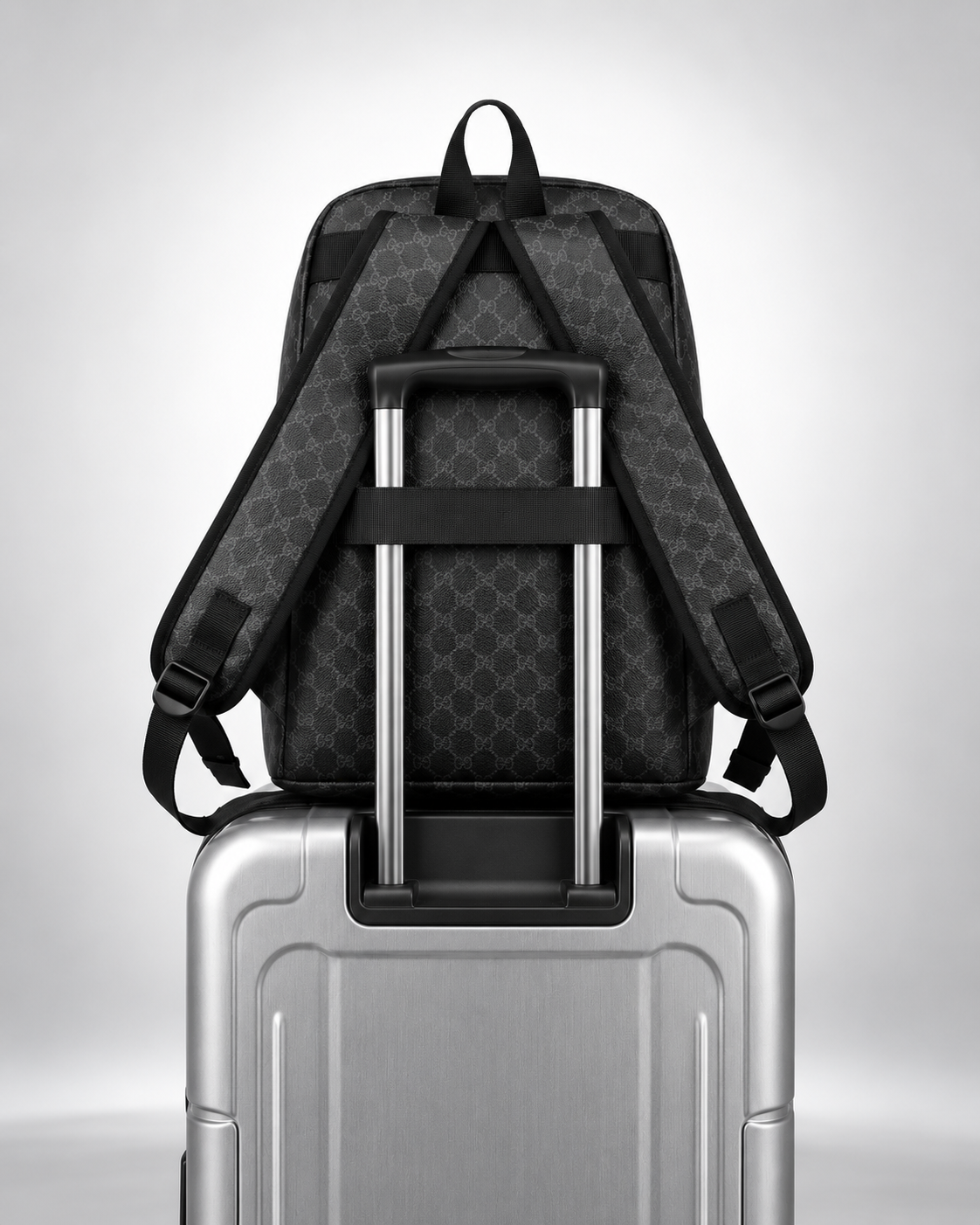 VRS Signature Travel Backpack negro - sistema de sujeción para maleta